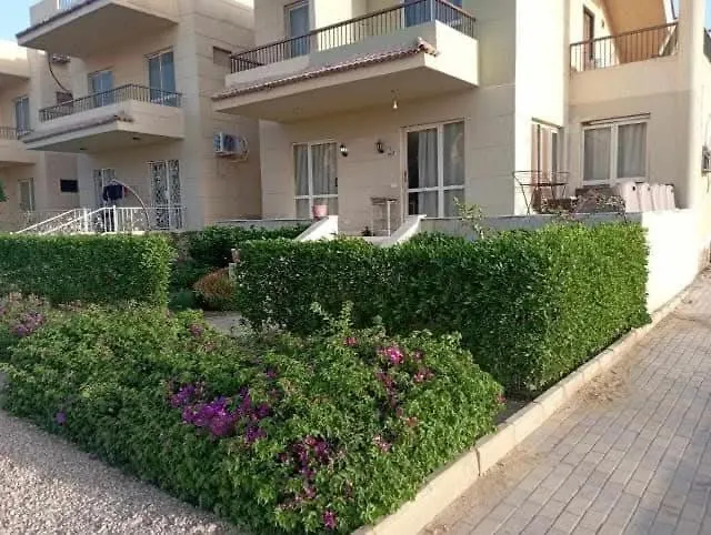Apartment غرفة فندقية مجهزة - ريجينا ريزورت العين السخنة